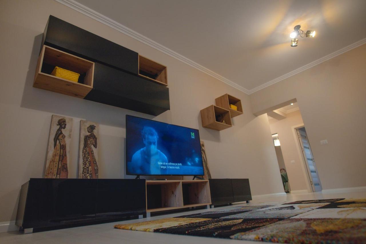 La Stejari Apartment 苏恰瓦 外观 照片